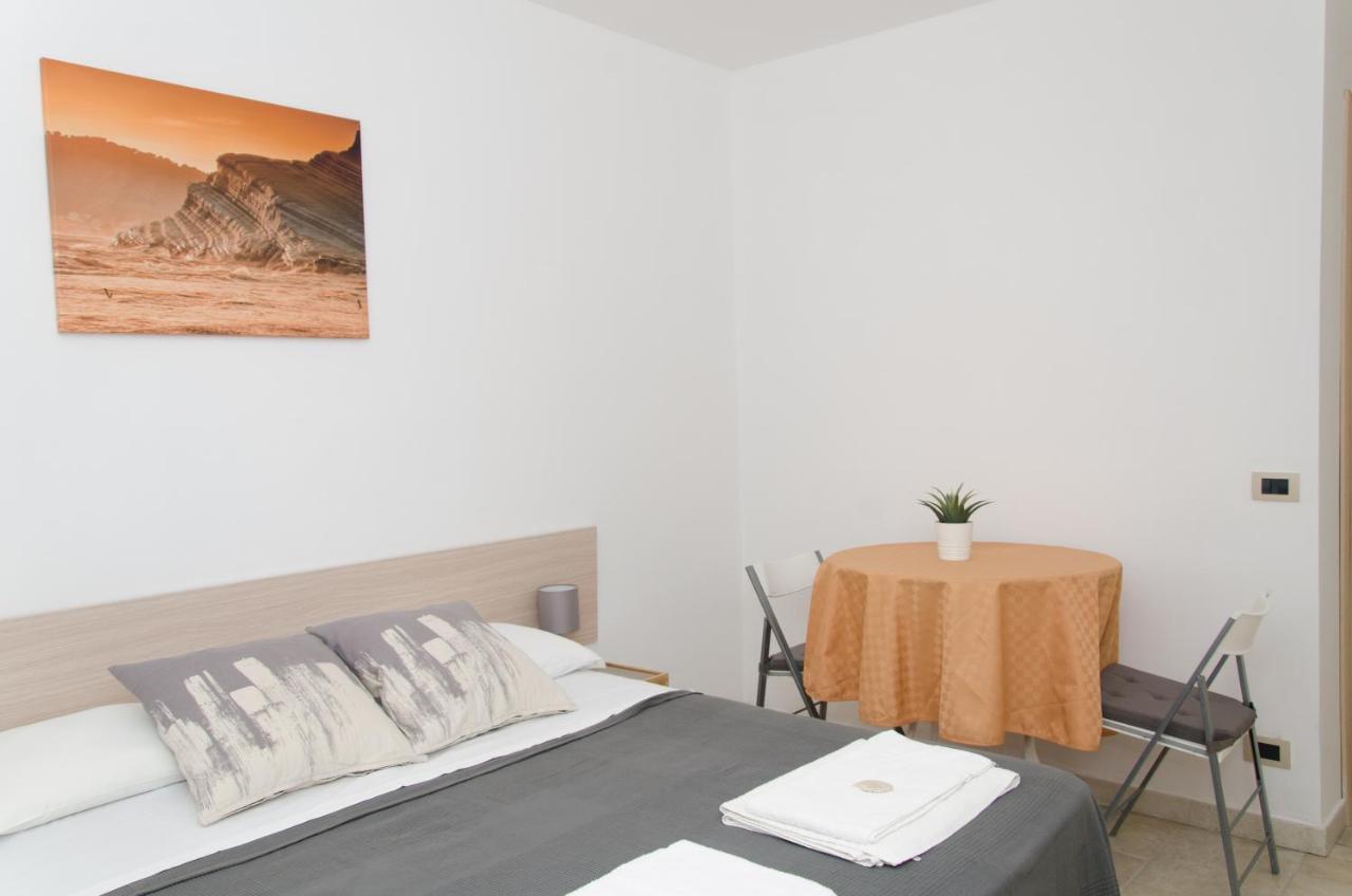 Guest House Del Lido Porto Empedocle Exterior photo